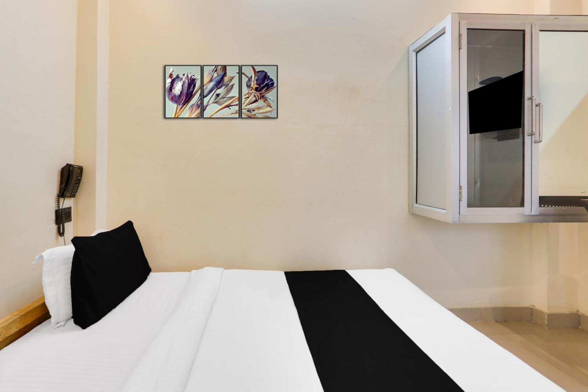 Super Hotel O Jamrani Formerly White House Haldwāni Zewnętrze zdjęcie